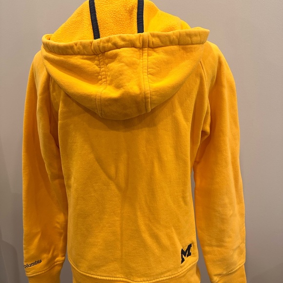 Columbia brand University of Michigan maize zipper hoodie. - Picture 4 of 7